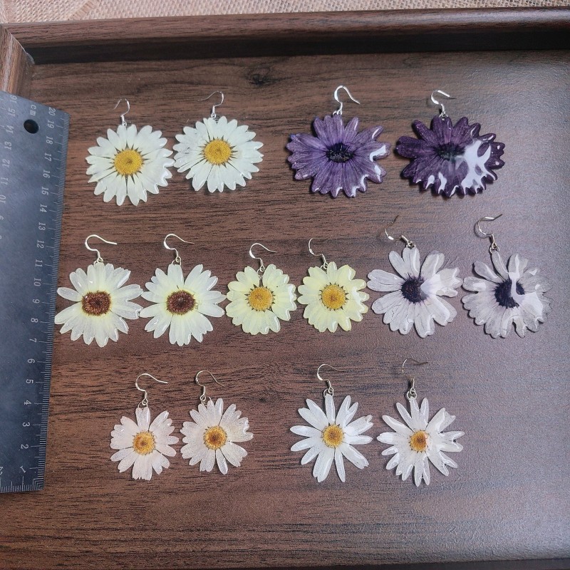 Dried Flower Bouquet - Anting Seri Tanaman Lucu Buatan Tangan