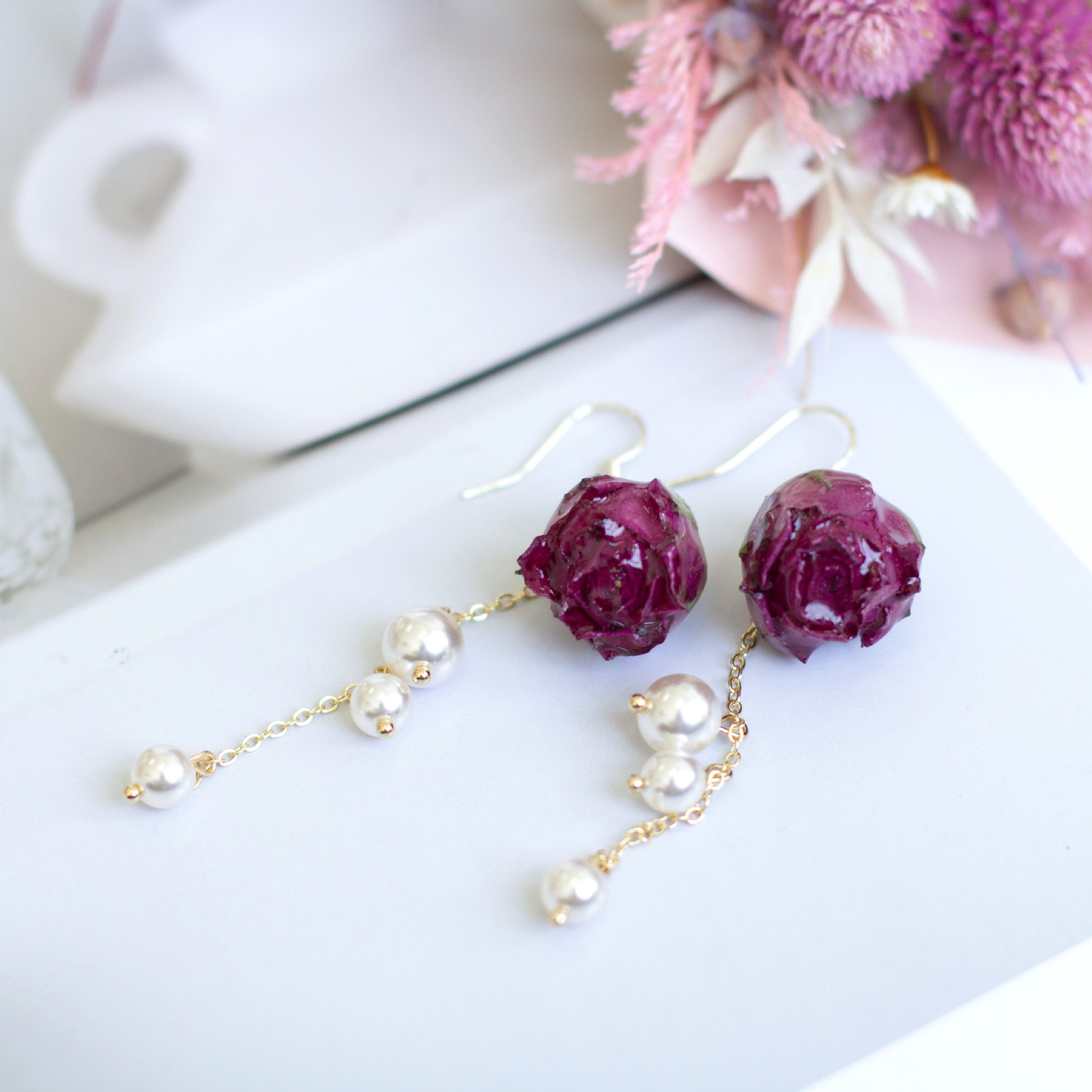 Anting-anting Rumbai Mutiara M - Dried Flower Bouquet ulasan dan harga